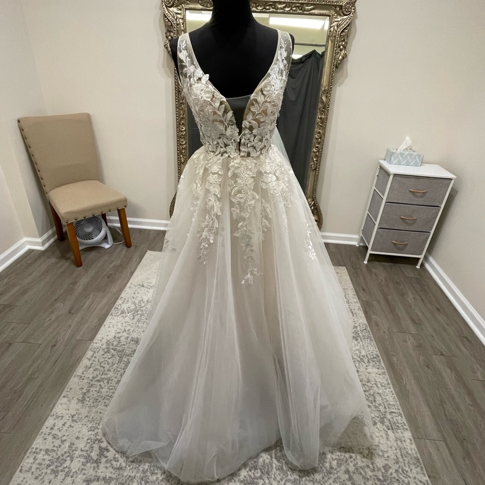 Lace and Tulle Wedding Dress